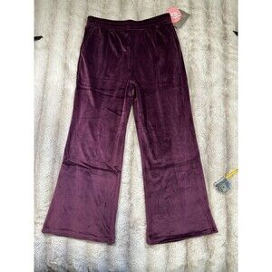 Lark + Grey Maternity Burgundy velvet Sweat velvet Pants Size Medium